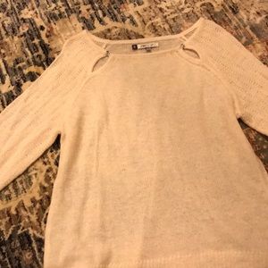 COPY - Off-white sweater